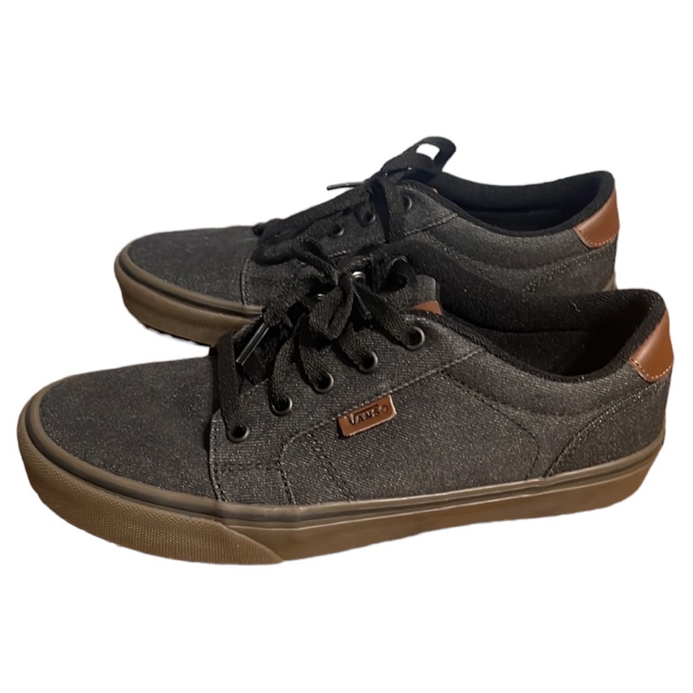 Vans Men's 8.5 Bishop Textile Ankle-High Canvas Fashion Sneaker.